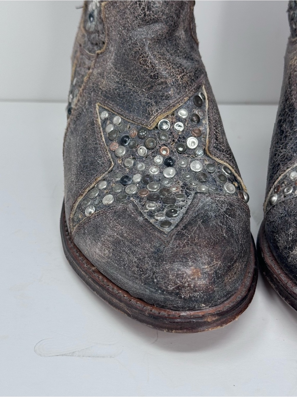 Frye Deborah Star Studded Ankle Boots Distresses - BROWN - Picture 2 of 13
